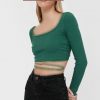 stradivarius-Crop-top-with-back-straps-3-768x1270