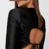 stradivarius-Long-sleeve-satin-top-with-open-back-1-768x1270